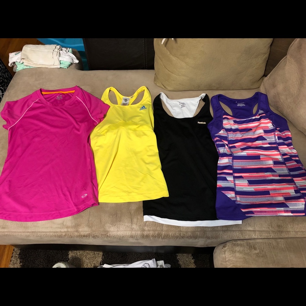 Women’s workout tops